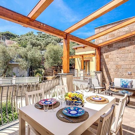 Appartamento Chez Carme' Sorrento Esterno foto